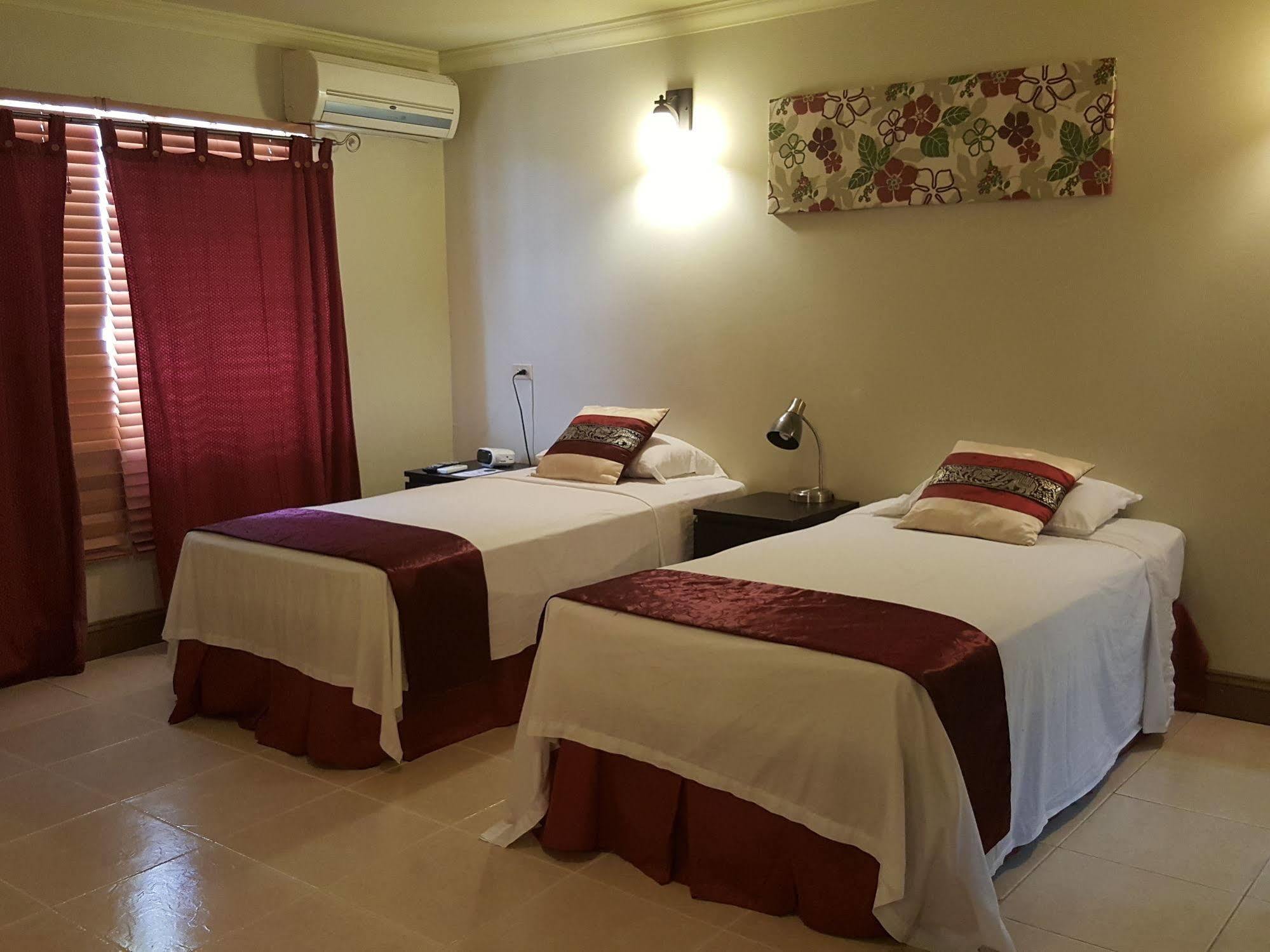 Savannah Maison Guest House Port of Spain Exterior photo