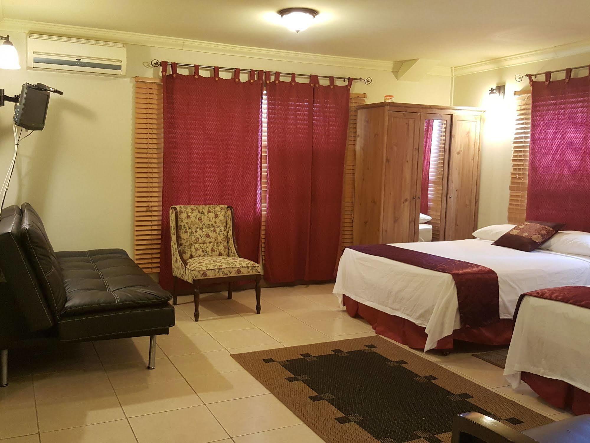 Savannah Maison Guest House Port of Spain Exterior photo
