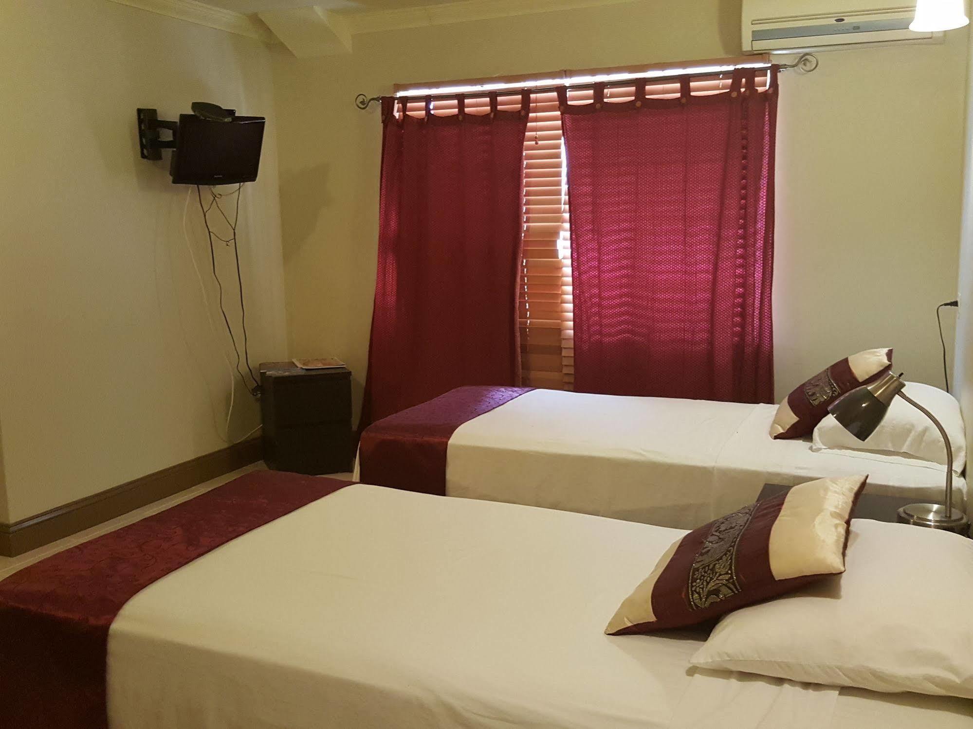 Savannah Maison Guest House Port of Spain Exterior photo
