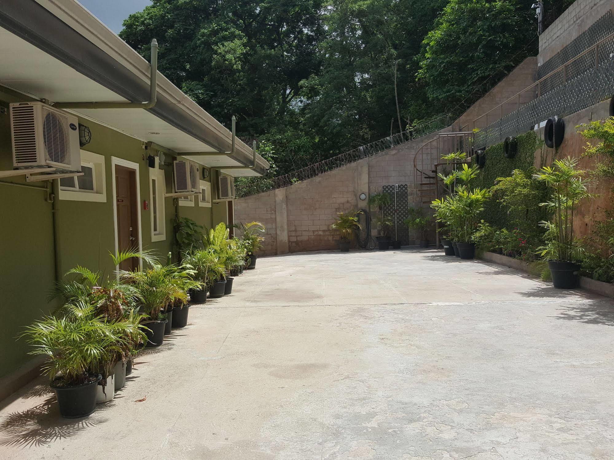 Savannah Maison Guest House Port of Spain Exterior photo